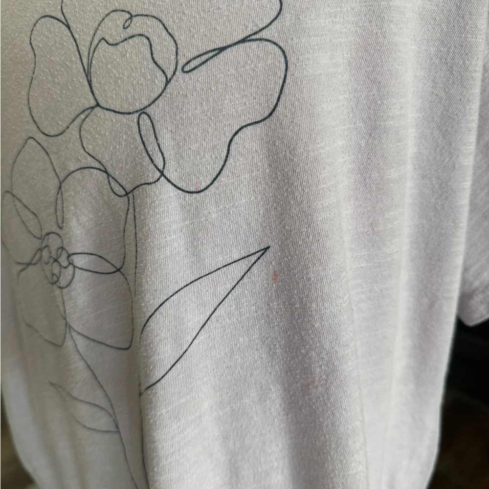 SO Girls XL (14/16) Lavender Floral Graphic T-Shirt